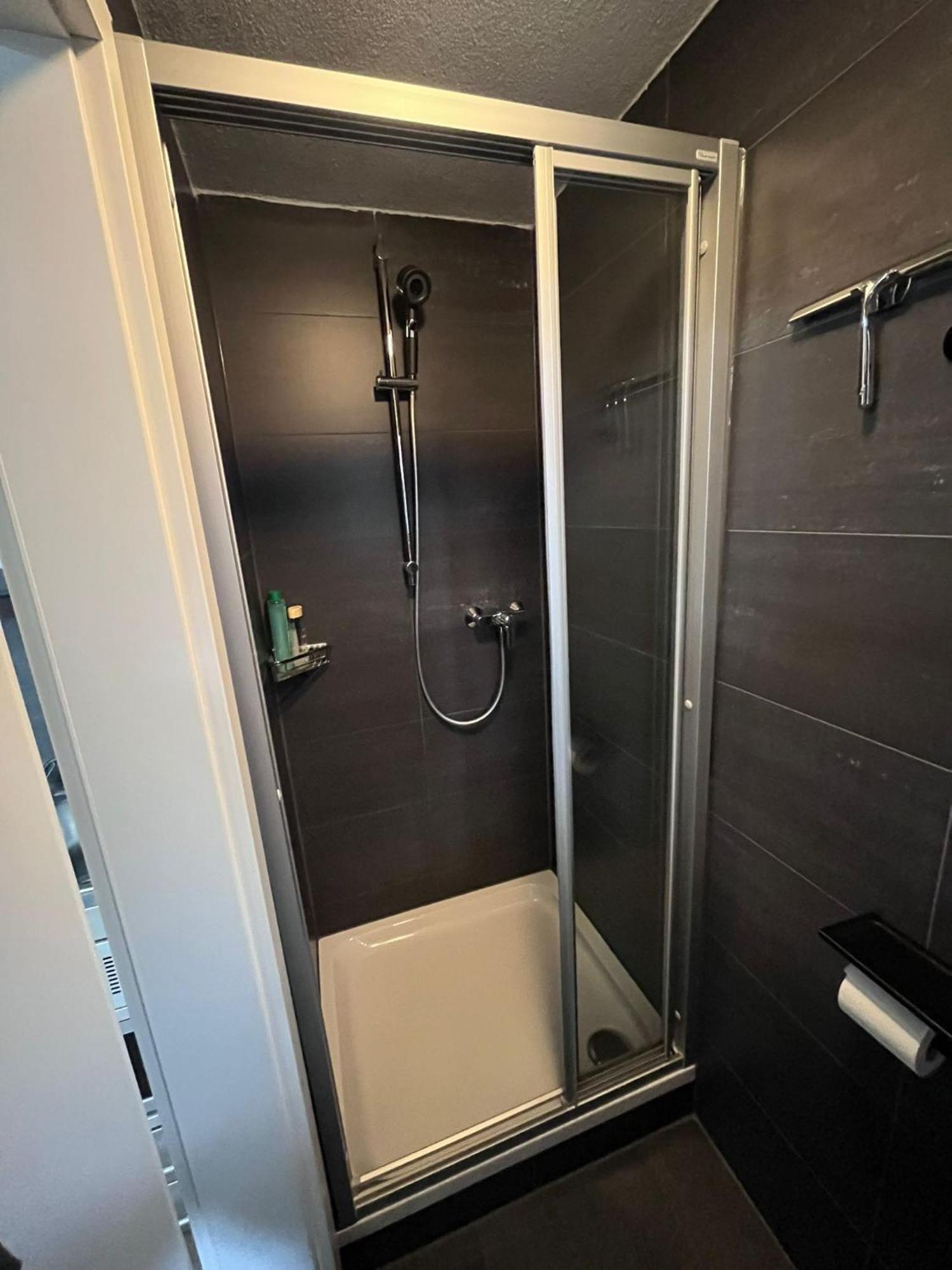 Tiny House Black Pearl Tettnang Ngoại thất bức ảnh