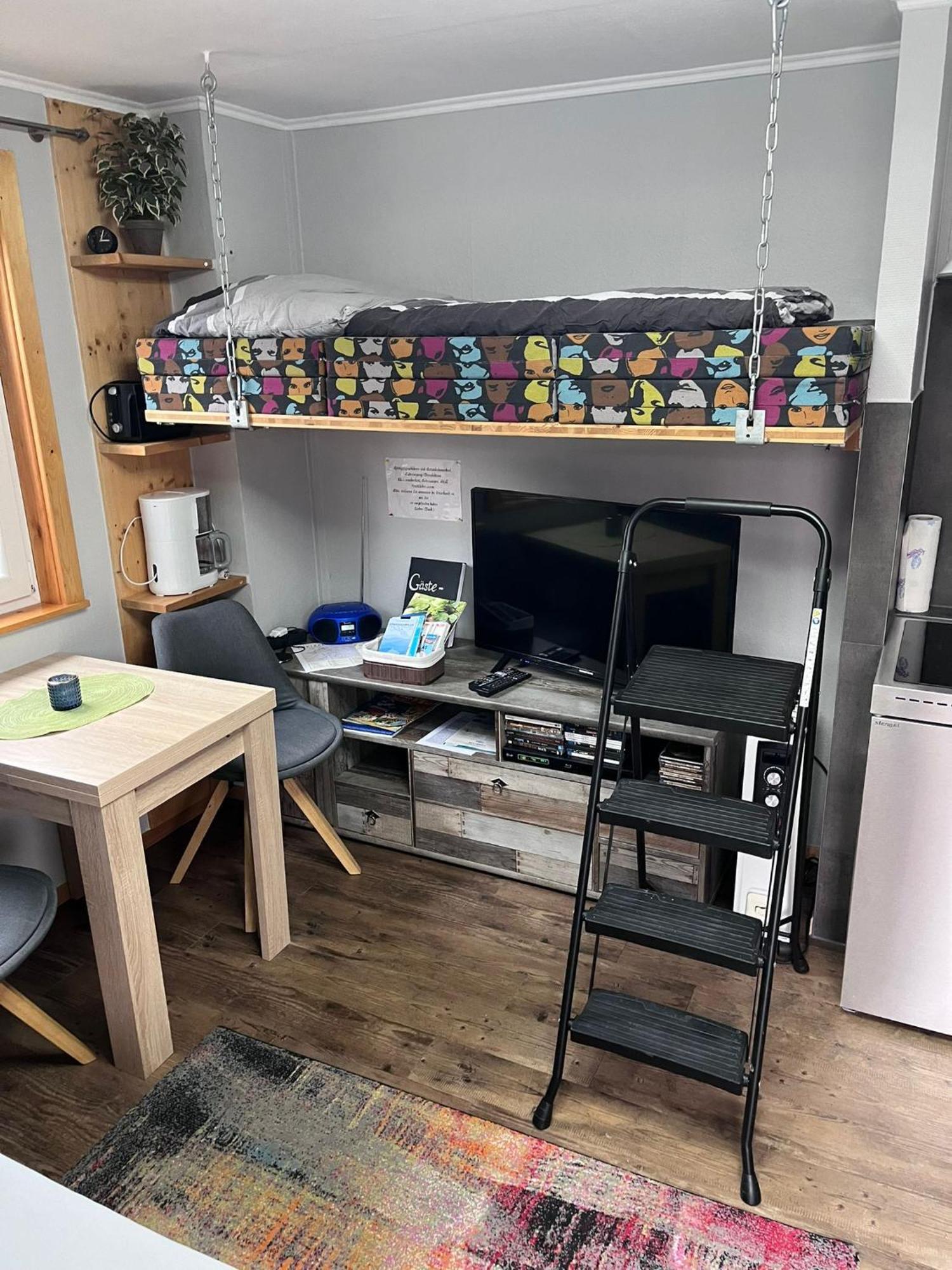 Tiny House Black Pearl Tettnang Ngoại thất bức ảnh